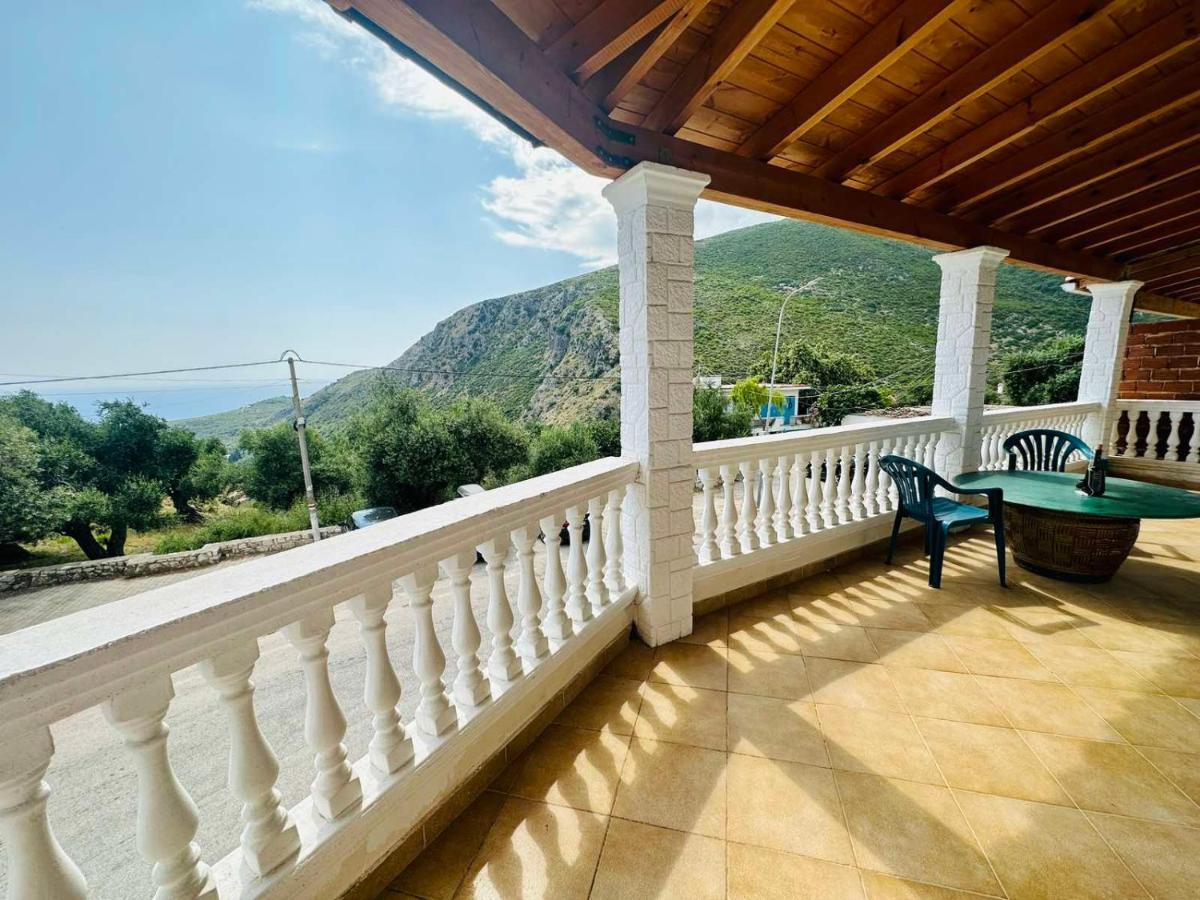 Villa Vista Himarë Eksteriør billede